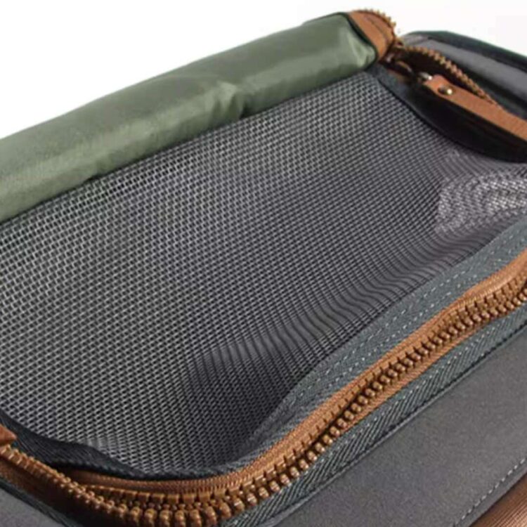 BluePortCatBackpacko.jpg BluePortCatBackpacko.jpg