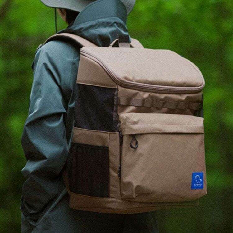 MeowMobileCatBackpackc.jpg MeowMobileCatBackpackc.jpg