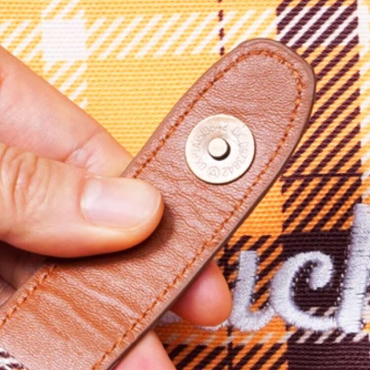 TouchCatCheckeredCatBackpacko.jpg TouchCatCheckeredCatBackpacko.jpg